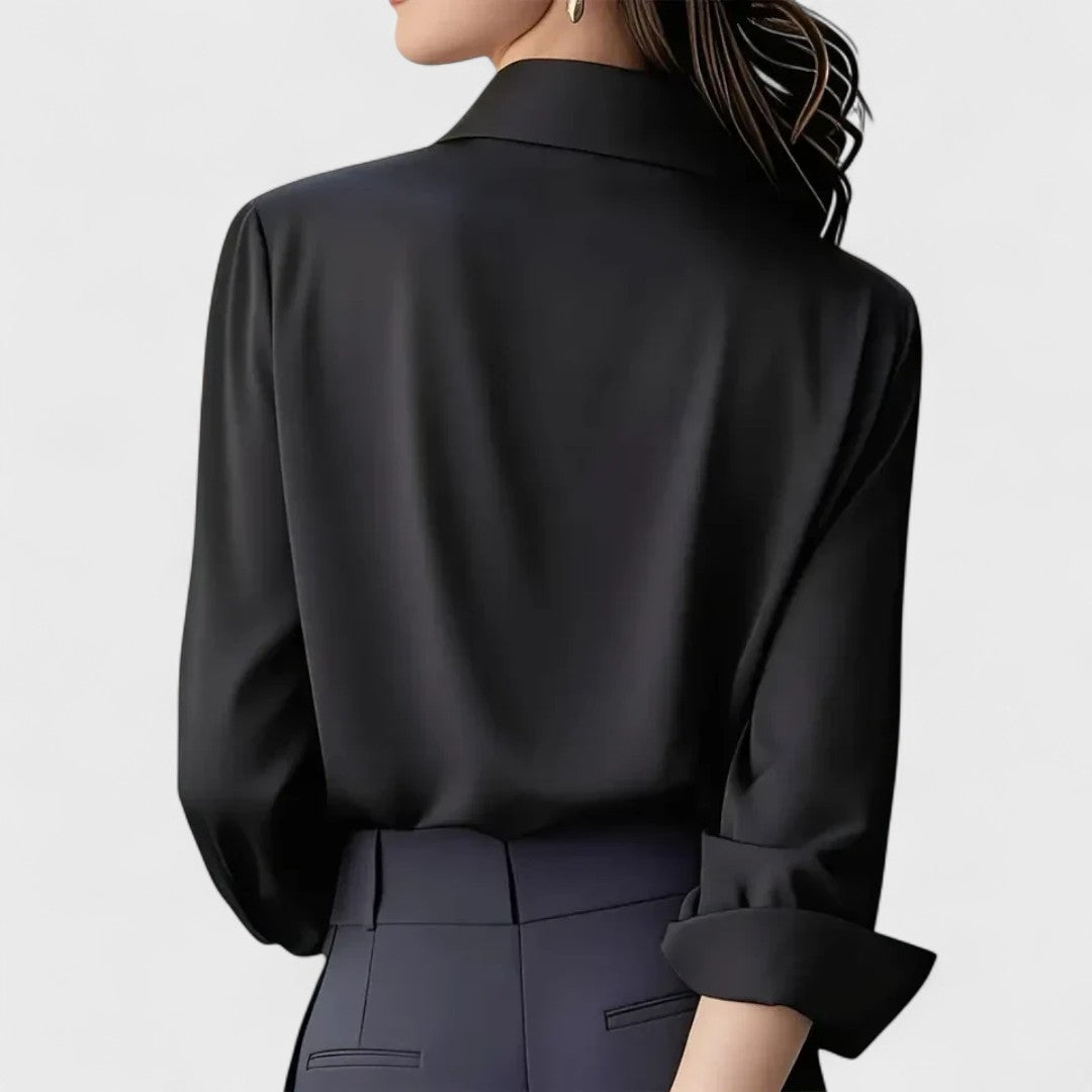 Melvaya - Elegante in Satin Lucido