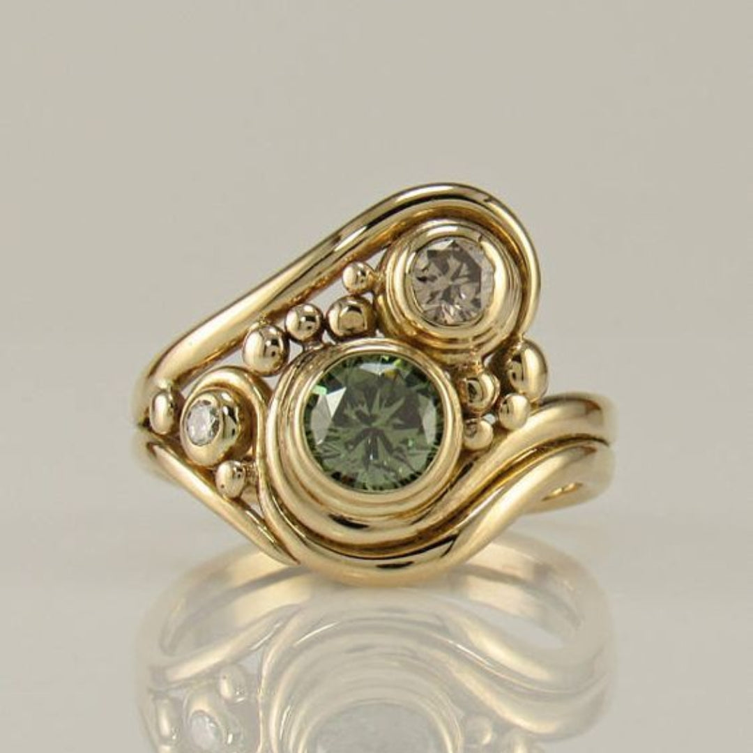 Anello Vintage in Zirconi Verde Dorata