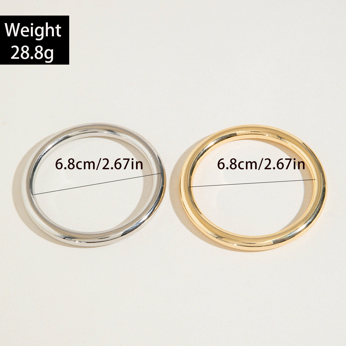 Set di bracciali rigidi geometrici in oro e argento