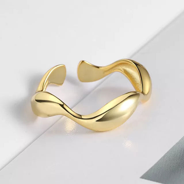 Carisseya | Anello Onda in Oro 18K