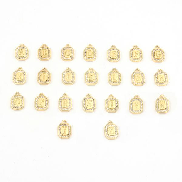 Collana con chiusura a T con iniziale