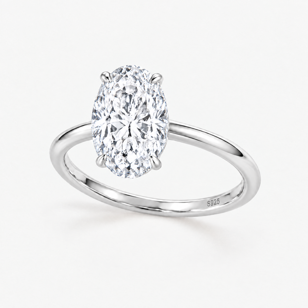 Grand Oval Solitaire Ring in silver