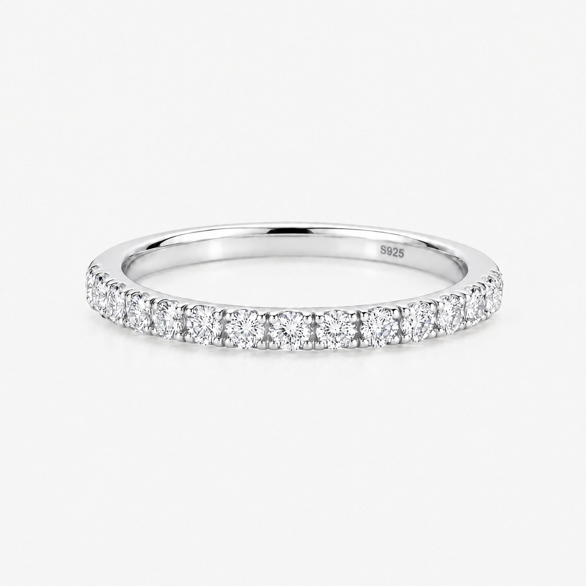 Slim Pavé Band Ring in silver