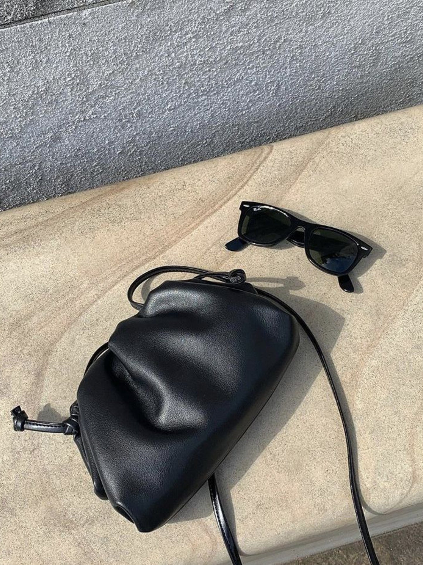 Marina | Pochette Vegan Elegante per l'uso quotidiano