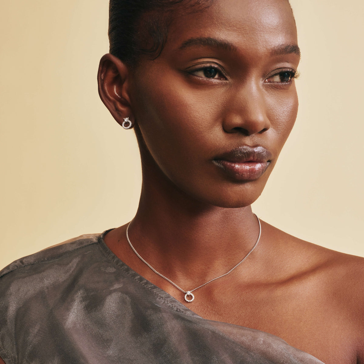 Round Halo Pendant Necklace
