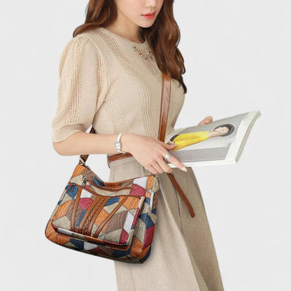 Soraya – Eleganza e praticità in un accessorio unico