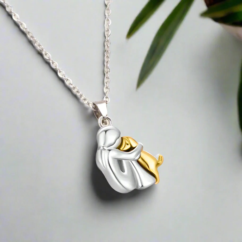 Elin - Collana con ciondolo a forma di cane 