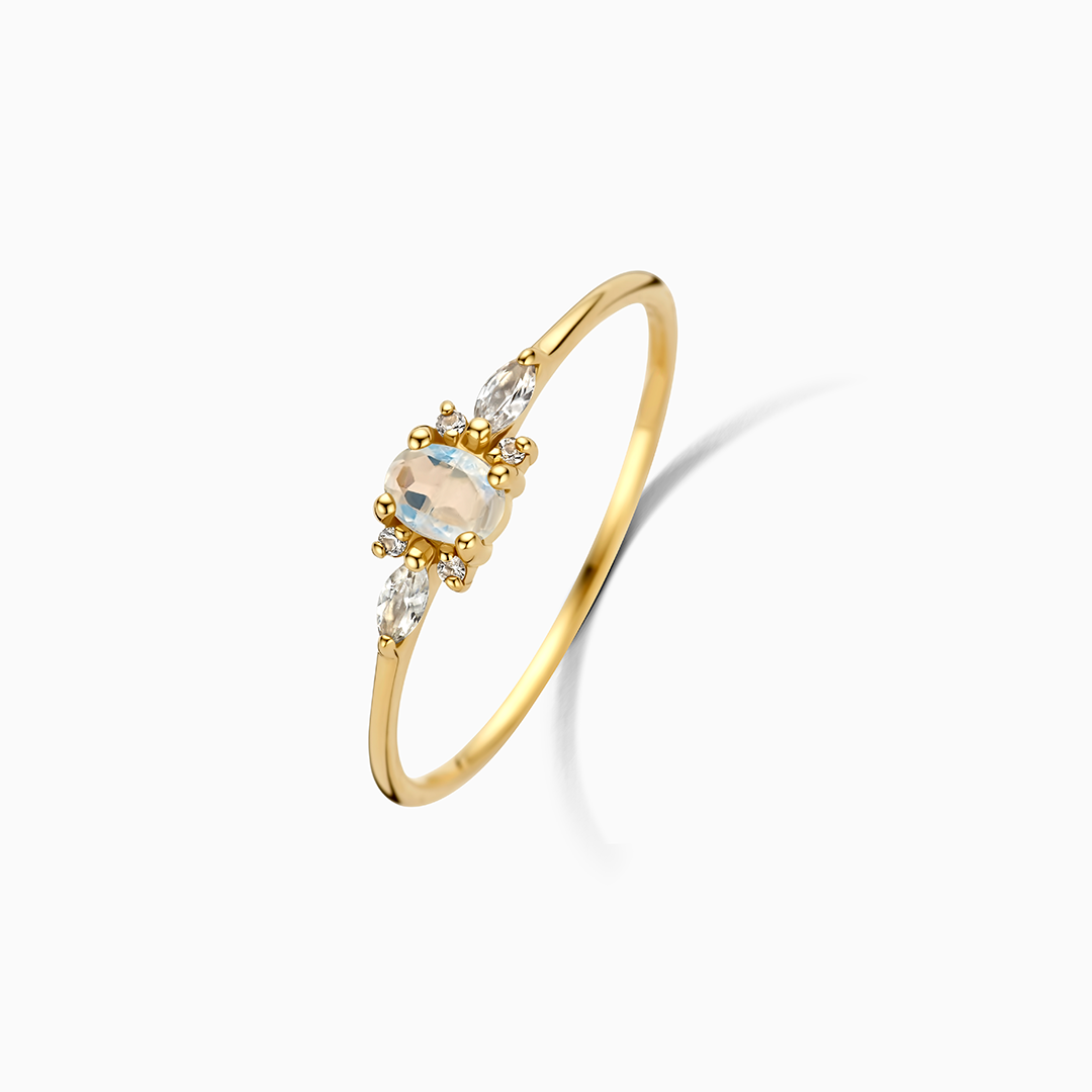 Lioravelle | Anello in Diamante Viola in Oro 18k
