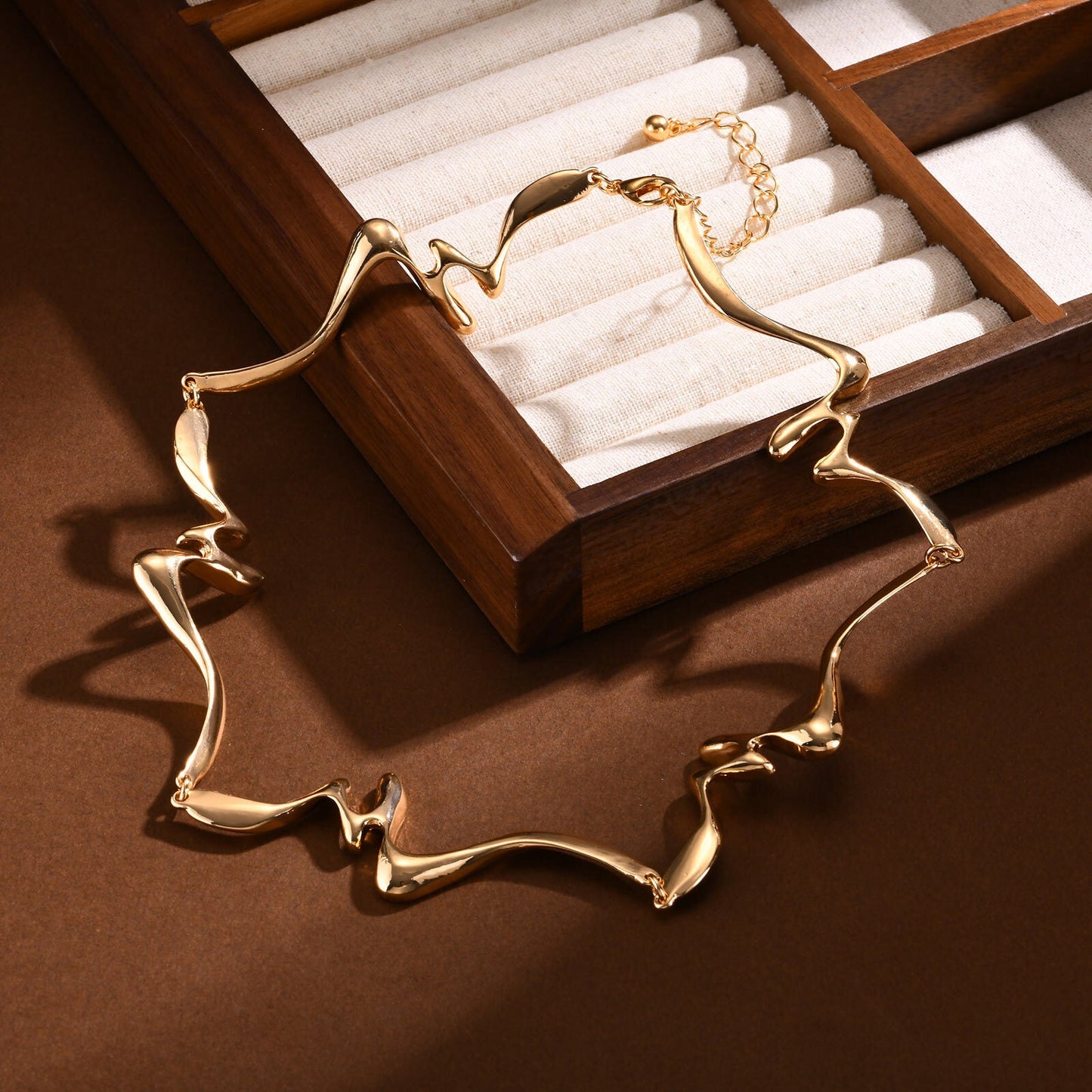 Set collana e bracciale Abstract Wave 2 pezzi