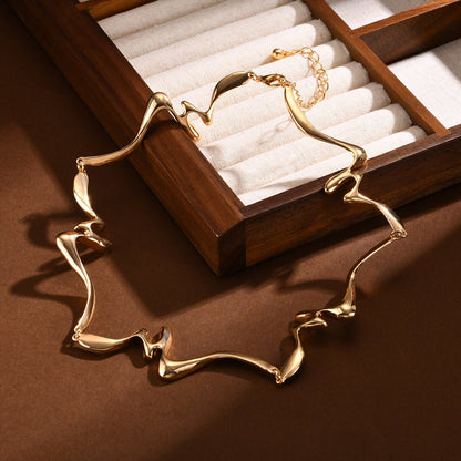 Set collana e bracciale Abstract Wave 2 pezzi