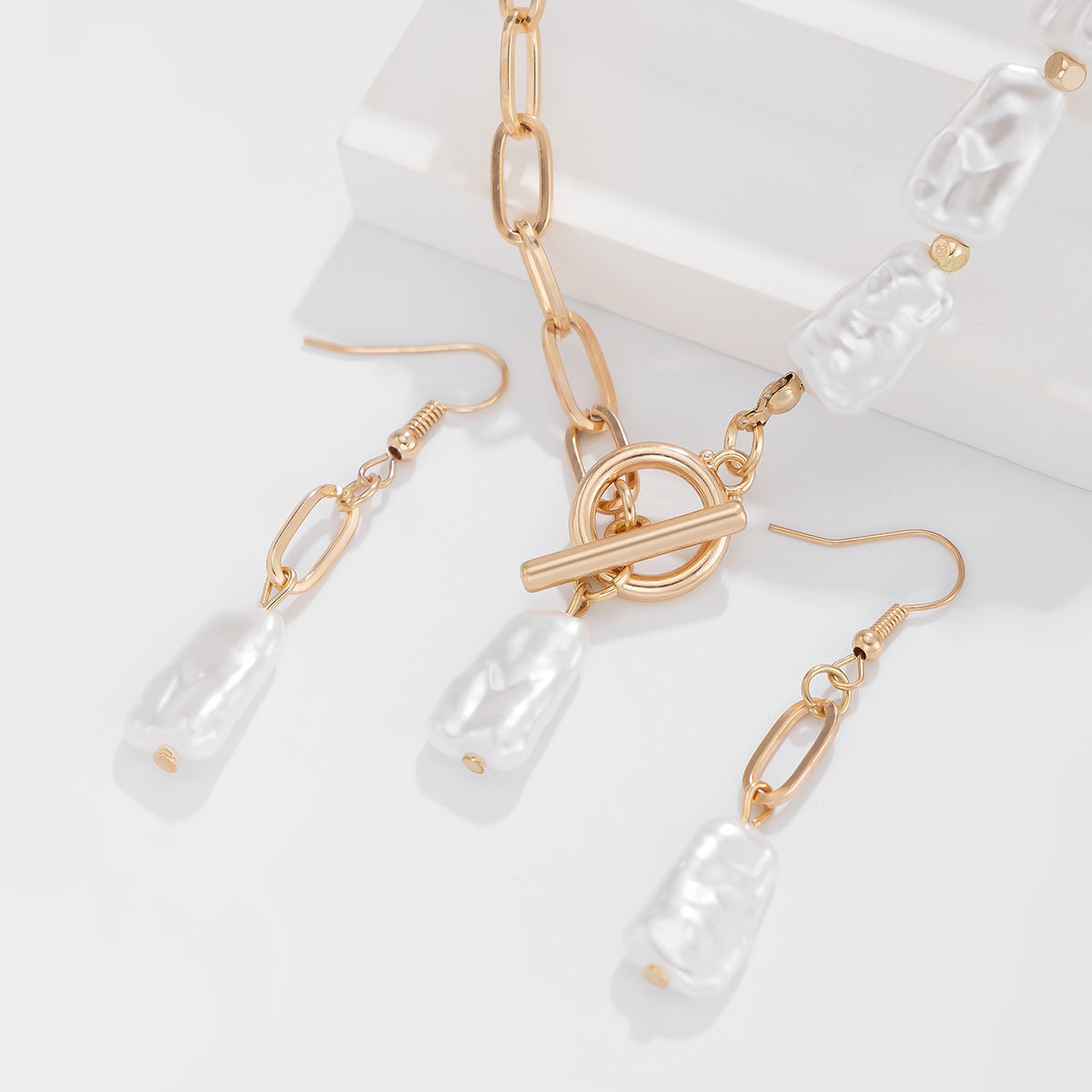 Set di gioielli con perle asimmetriche 2 pezzi