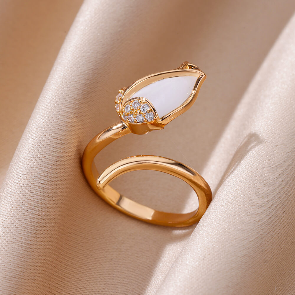 Anello regolabile con fiore dorato