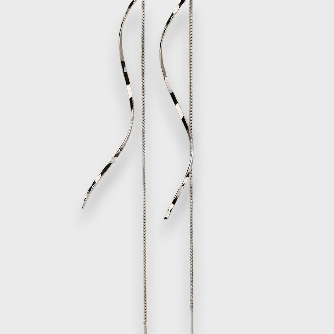 Elwira Orecchini lunghi con forma a onda