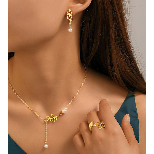 Set di gioielli con perle a goccia e foglie, 3 pezzi