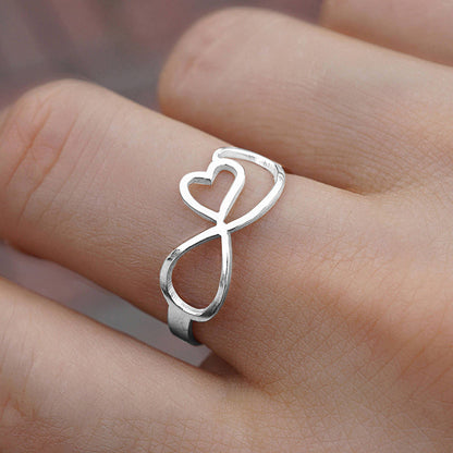 Anello aperto con cuore infinito