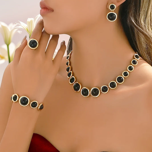 Set di 5 collane e gioielli