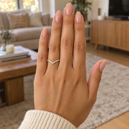 V Contour Pavé Band ring
