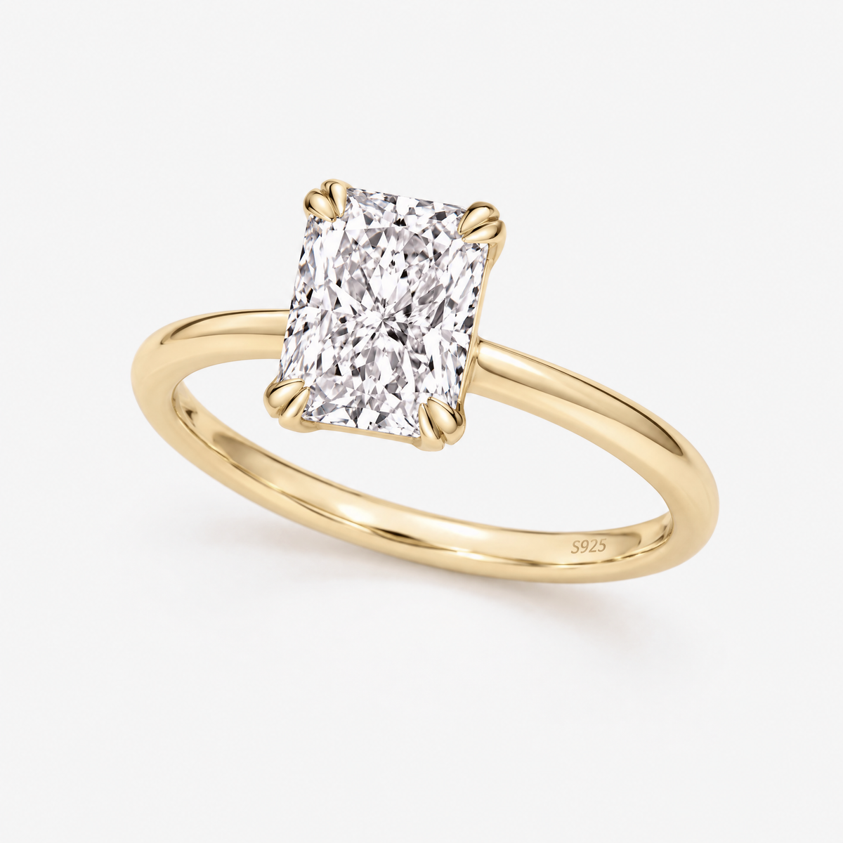 Radiant-Cut Solitaire Ring in gold