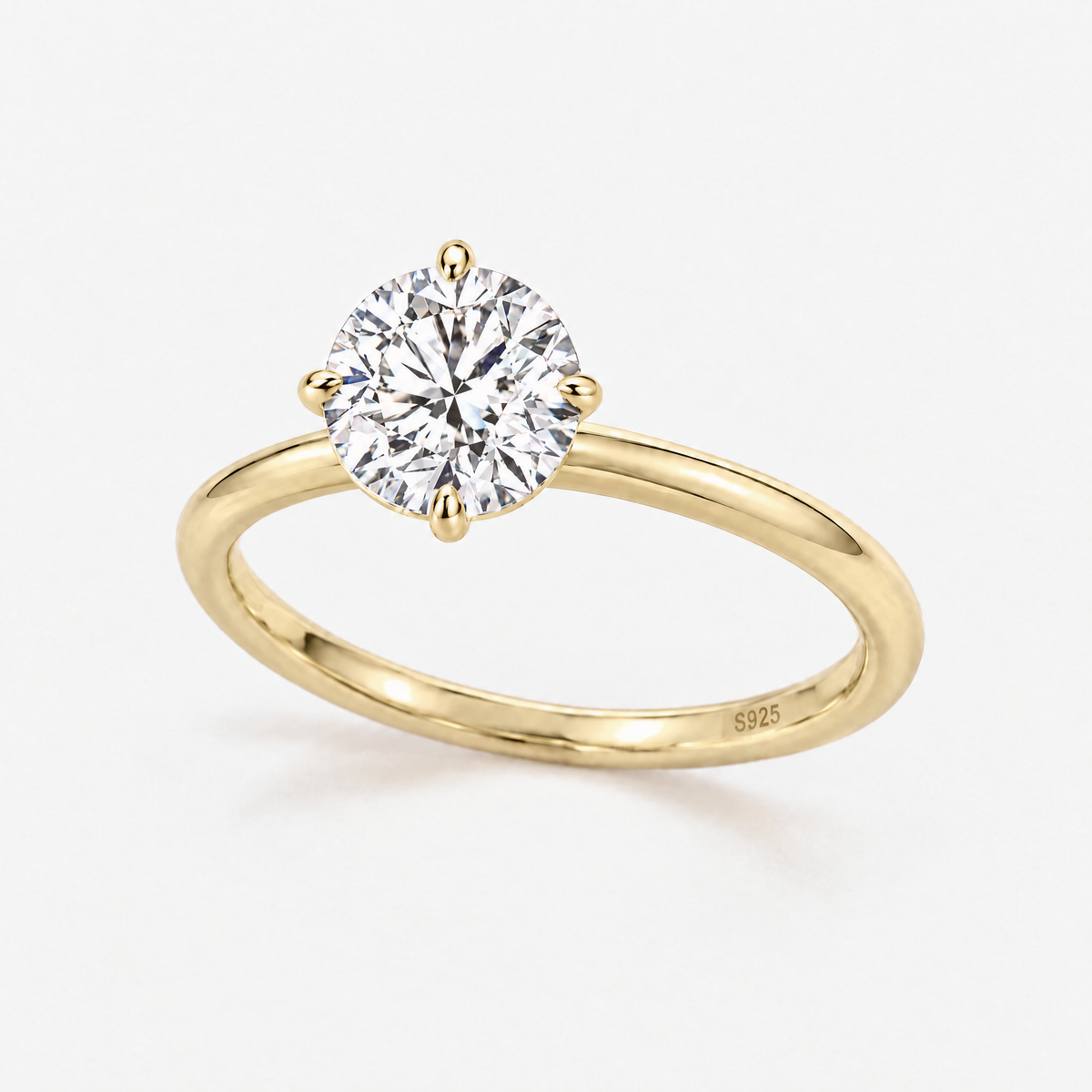 Round Solitaire Ring in gold
